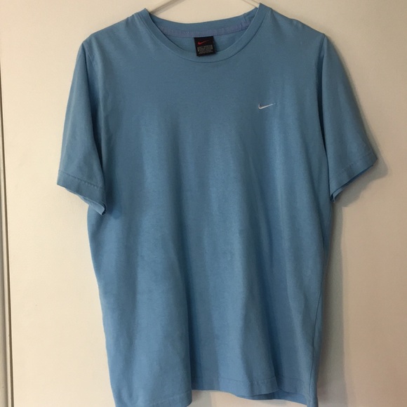 Vintage nike light blue tee shirt - Picture 2 of 3